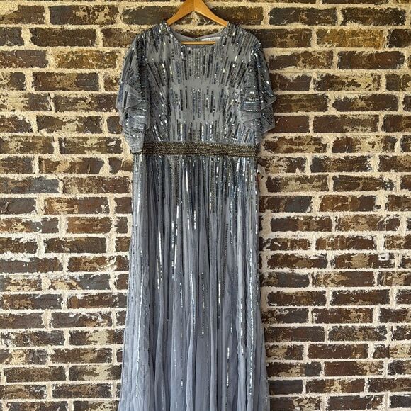 Mac Duggal Flare Sleeve Embellished Sequin Dress Size 16 - Picture 4 of 12